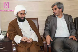 دیدار کارکنان شبکه بهداشت ودرمان هشترود با امام جمعه این شهرستان