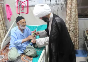 امام جمعه محبوب شهرستان هشترود بهمراه رئیس دفترشان از بیمارستان امام حسین هشترود بازدید نمودند