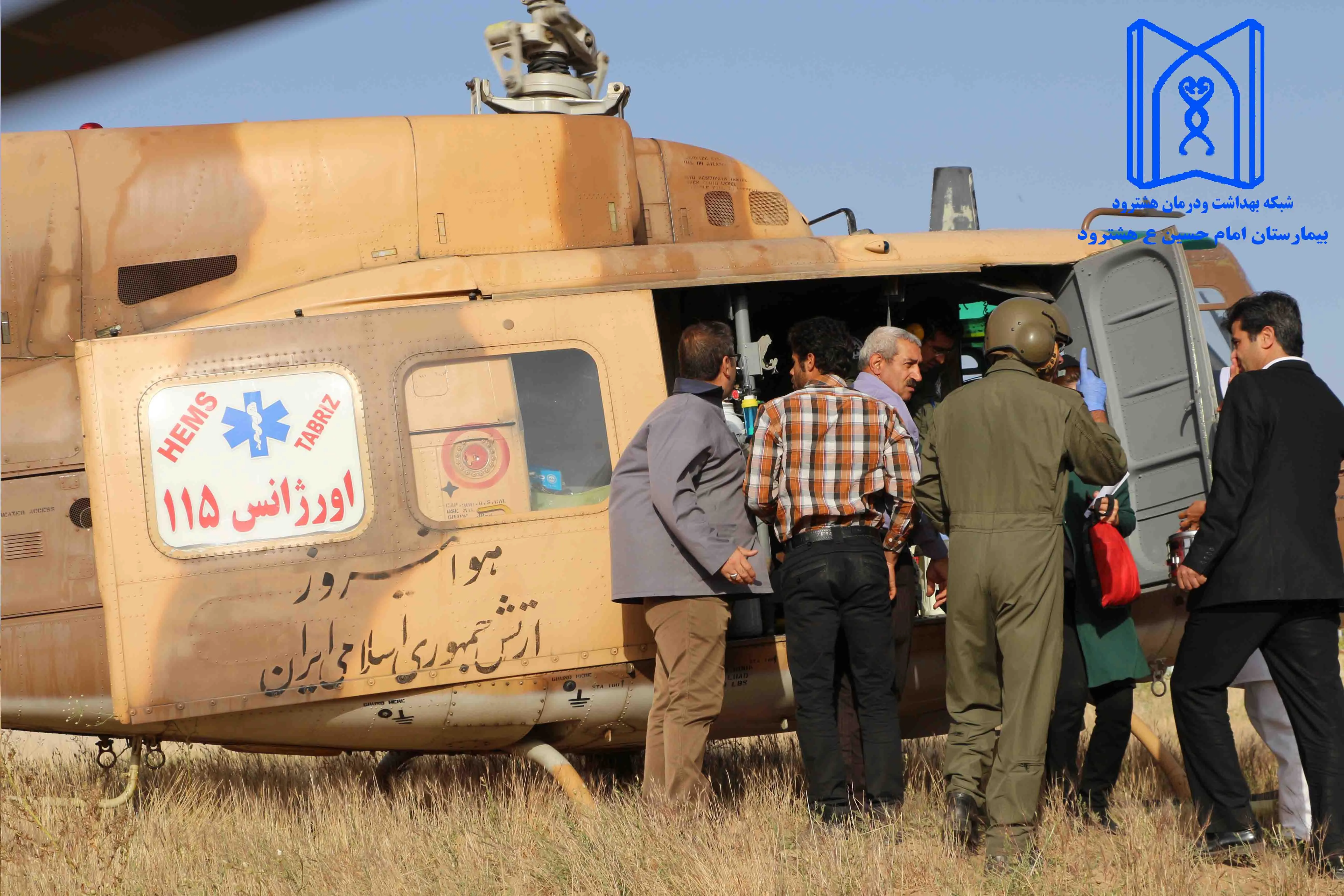 برخورد دوخودرو در اتوبان تبریز زنجان منجر به مصدومیت 3 تن شد